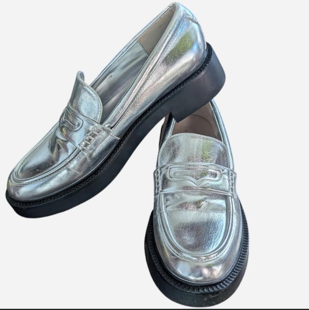 ZARA Women's‎ Metallic Silver Faux Leather Lug Sole Loafers EU 40